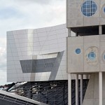 g9