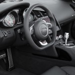 نگاهی به آئودیR8 V10 تیونینگ ۵۲۵ اسب بخاری +عکس و فیلم 9 2014 Audi R8 Spyder interior