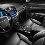 نگاهی به خودرو لوکس و اشرافی کرایسلر ۳۰۰+عکس و فیلم 27 300 int expand 0000 20