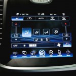 نگاهی به خودرو لوکس و اشرافی کرایسلر ۳۰۰+عکس و فیلم 32 300 int expand 0000 7