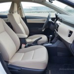 نگاهی کامل به خودرو زیبا و مدرن تویوتا کرولای ۲۰۱۴ + عکس 15 2014 Toyota Corolla 8