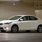 نگاهی کامل به خودرو زیبا و مدرن تویوتا کرولای ۲۰۱۴ + عکس 43 2014 Toyota Corolla3