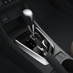 نگاهی کامل به خودرو زیبا و مدرن تویوتا کرولای ۲۰۱۴ + عکس 27 toyota corolla 2014 shifter