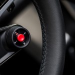 قدرت نمایی ابرخودرو «پورشه 918 اسپایدر »در پیست + عکس 18 2015 porsche 918 spyder interior 13