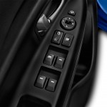 نگاهی به مدل جدید«ریو ۲۰۱۴»خودروی آشنا برای ایرانی ها + عکس 34 2014 kia rio 5dr hb auto sx door controls 100455458 l