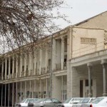 مدرسه خاطره انگیز قصه های مجید در آستانه ی تخریب + عکس 11 T2843370 4222233