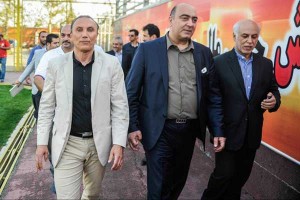 حمید درخشان به همراه سیاسی و منتقمی در روزی که پرسپولیس دو مربی داشت