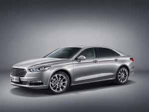 فورد تورِس 2016