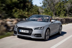audi tt roadster 2015 01 765x511