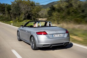 audi tt roadster 2015 05 765x510