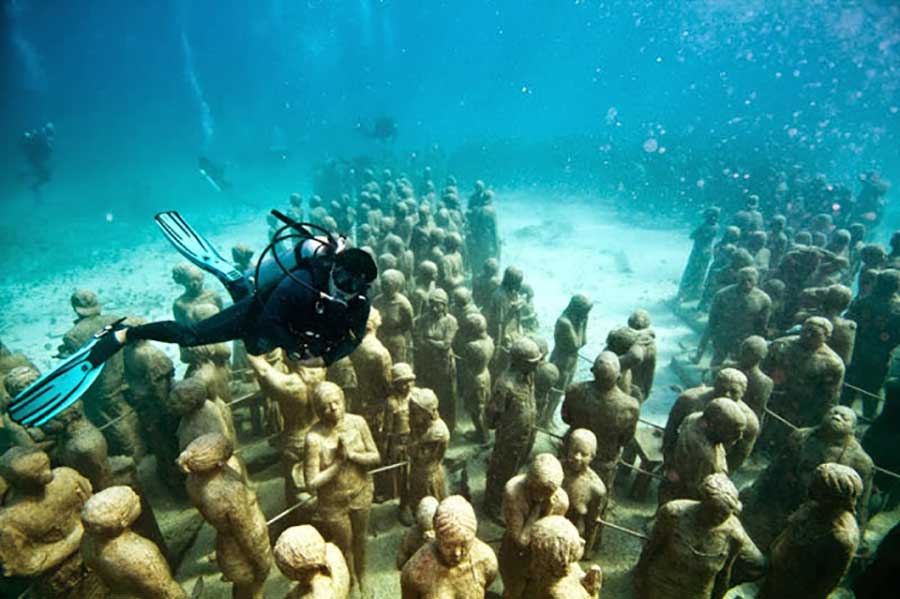 The worlds most famous underwater sculpture museum 9