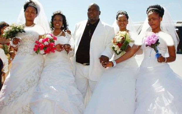 نگاهی به زندگی خصوصی و عاشقانه ۲ مرد ۴ همسره + عکس 3 مرد 4 همسر 1