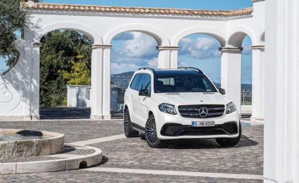 نگاهی به خودرو مدرن و دیدنی مرسدس بنز GLS مدل ۲۰۱۷ + عکس 19 2017 Mercedes AMG GLS 2