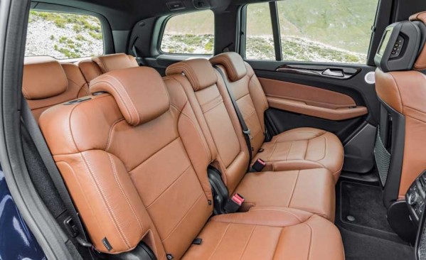 نگاهی به خودرو مدرن و دیدنی مرسدس بنز GLS مدل ۲۰۱۷ + عکس 35 2017 Mercedes AMG GLS 7