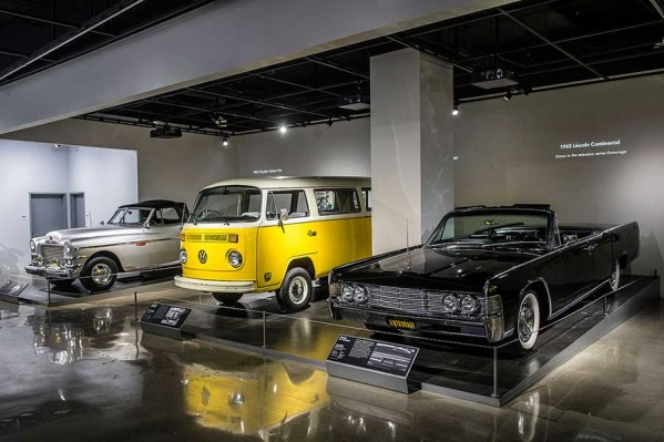 Petersen Museums mihanpost 17
