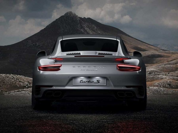 نگاهی فنی به خودرو لوکس و دیدنی پورشه ۹۱۱ توربوی جدید + عکس 8 Porsche 911 Turbo S 1