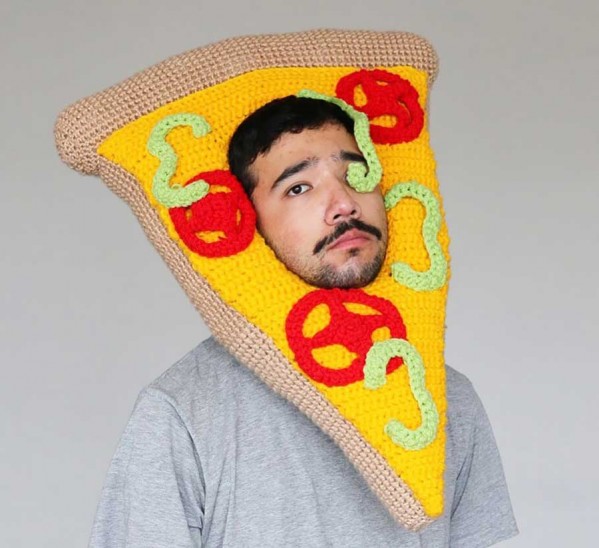 کلاه های بافتنی و خوشمزه هنرمندان جوان استرالیایی + عکس 2 funny crochet food hatsphil ferguson mihan post 14