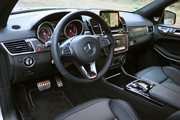 نگاهی به خودرو مدرن و دیدنی مرسدس بنز GLS مدل ۲۰۱۷ + عکس 25 mercedes benz 2017 11