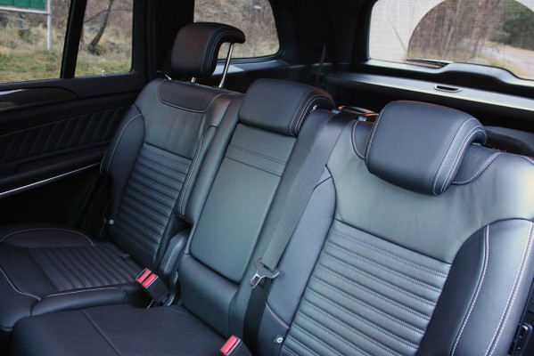 نگاهی به خودرو مدرن و دیدنی مرسدس بنز GLS مدل ۲۰۱۷ + عکس 32 mercedes benz 2017 14