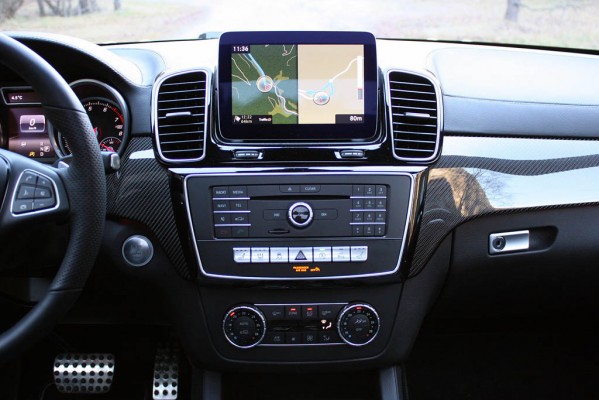 نگاهی به خودرو مدرن و دیدنی مرسدس بنز GLS مدل ۲۰۱۷ + عکس 23 mercedes benz 2017 17