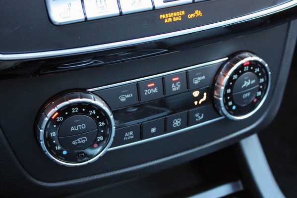 نگاهی به خودرو مدرن و دیدنی مرسدس بنز GLS مدل ۲۰۱۷ + عکس 27 mercedes benz 2017 18