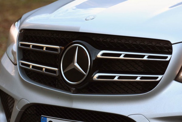 نگاهی به خودرو مدرن و دیدنی مرسدس بنز GLS مدل ۲۰۱۷ + عکس 8 mercedes benz 2017 6