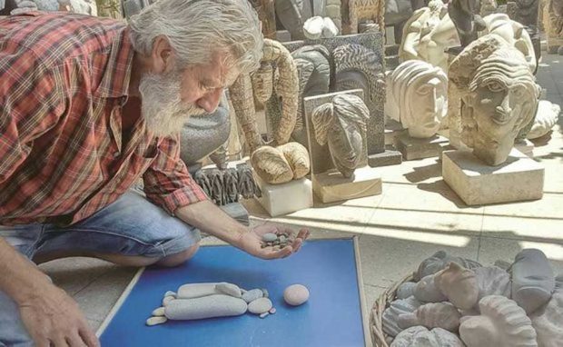 نگاهی به مجسمه های سنگی، جالب و دردناک هنرمند سوری + عکس 2 mihanpost 1 2