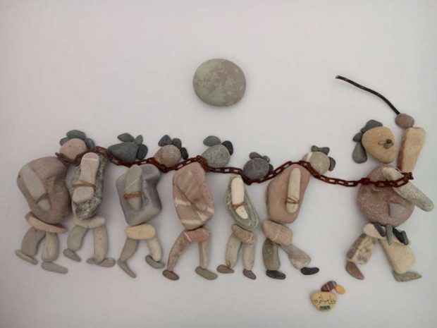 نگاهی به مجسمه های سنگی، جالب و دردناک هنرمند سوری + عکس 5 mihanpost 8