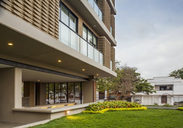 e57 building in colombia mihanpost 12