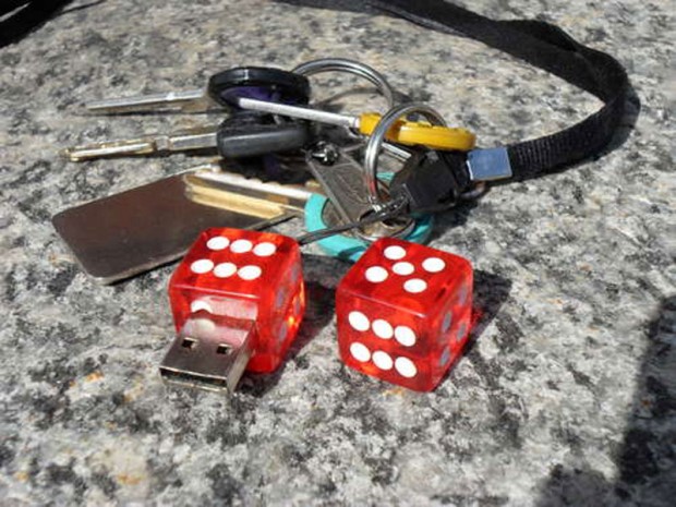 فلش مموری‌های خلاقانه