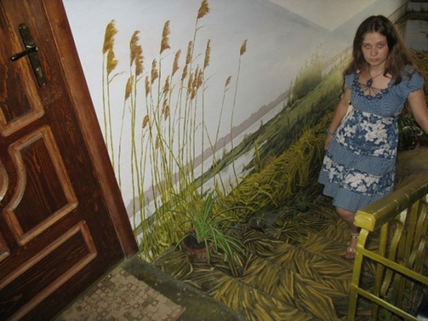 دیوارهای آپارتمان بوم نقاشی هنرمند روسی شد + عکس 11 دیوارهای آپارتمان بوم نقاشی