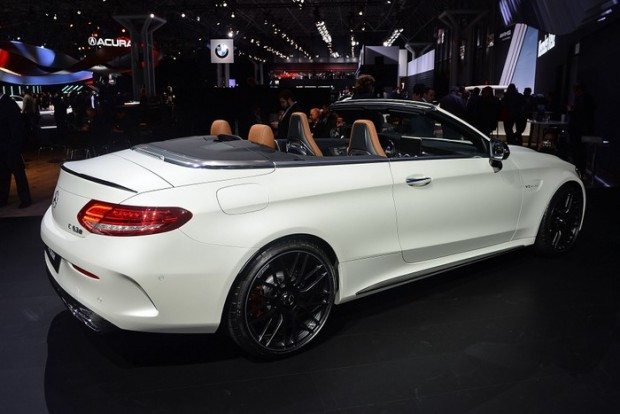مرسدس C63 AMG کابریولت در نمایشگاه خودرو نیویورک رونمایی شد + عکس 5 2017 Mercedes AMG C63 Cabriolet mihanpost 3