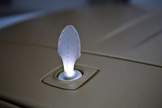 Mansory’s Rolls Royce Wraith Palm Edition 999 gold mihanpost 5