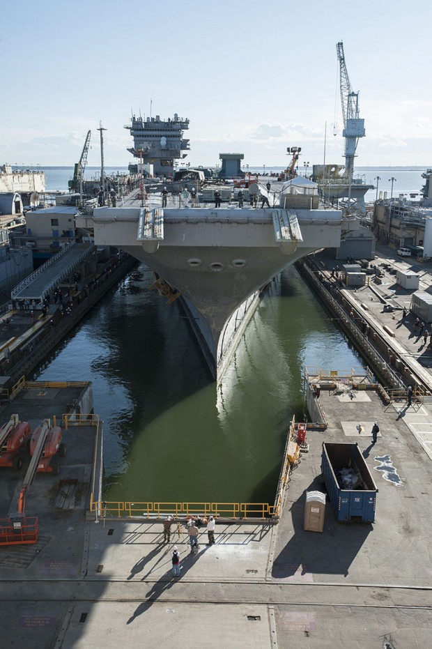 USS Enterprise اولین و بزرگترین ناو هواپیمابر اتمی دنیا + عکس 5 USS Enterprise mihanpost 6