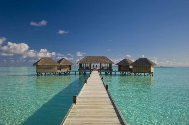 سفری به بزرگترین رستوران زیرآبی جهان در مالدیو + عکس 3 World’s Largest Underwater Restaurant En Route to Maldives mihanpost 5