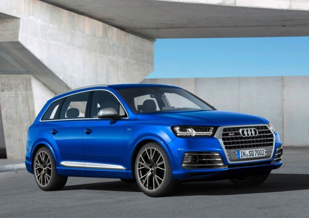 آئودی SQ7 دیزلی شاسی بلندی با توربوشارژر الکتریکی 3 آئودی SQ7 1