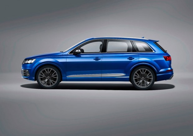 آئودی SQ7 دیزلی شاسی بلندی با توربوشارژر الکتریکی 6 آئودی SQ7 14