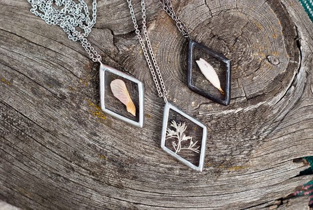 Nature In Pressed Glass Jewelry mihanpost 13