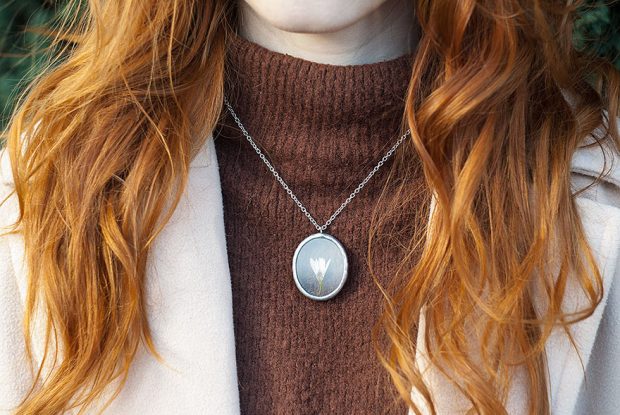 جواهرات شیشه‌ای هنرمند روسی