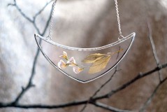 جواهرات شیشه‌ای هنرمند روسی