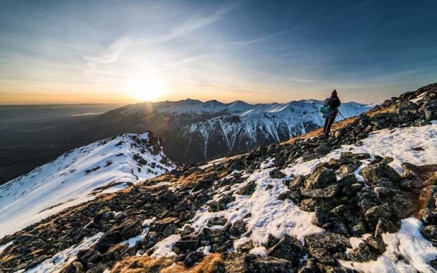 قرارهای عاشقانه یک زوج ماجراجو بر فراز کوهها برفی + عکس 16 قرارهای عاشقانه یک زوج ماجراجو بر فراز کوه ها برفیقرارهای عاشقانه یک زوج ماجراجو بر فراز کوه ها برفی