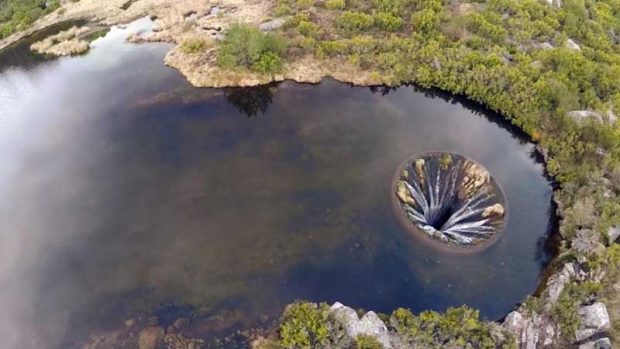 گردابی دست‌ساز و خلاقانه برای سرریز آب یک سد در پرتغال