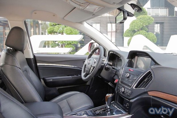 شاسی بلند لیفان X80