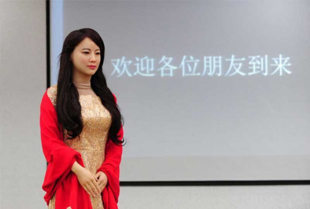 شبیه‌ترین ربات انسان نمای جهان