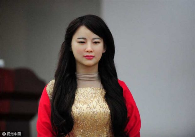 شبیه‌ترین ربات انسان نمای جهان