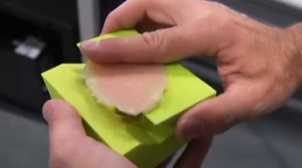 تولید پروتز لاله گوش با فناوری چاپ سه بعدی