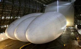 پرواز موفق‌Airlander‌۱۰ بزرگترین بالون 92 متری جهان