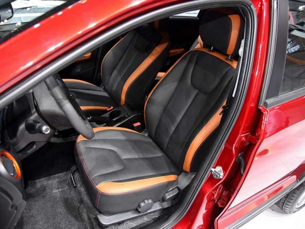 نگاهی به شاسی بلند چینی چری تیگو ۳X اسپرت + عکس 12 چری تیگو ۳X اسپرت