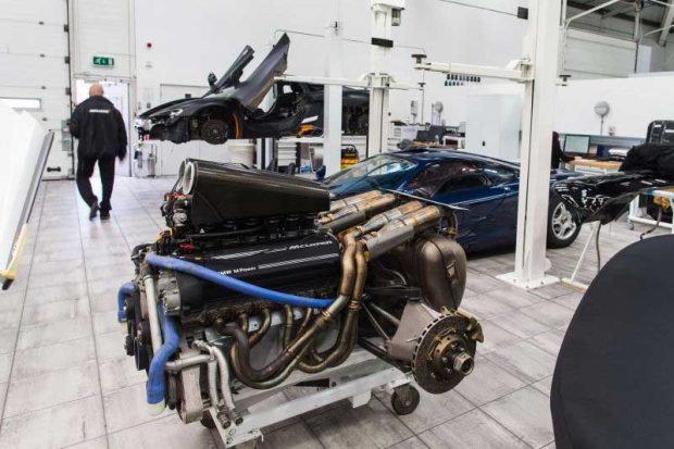 سایه شُوم لپ تاپ‌های 20 ساله بر سر سوپراسپرت F1 مک‌لارن