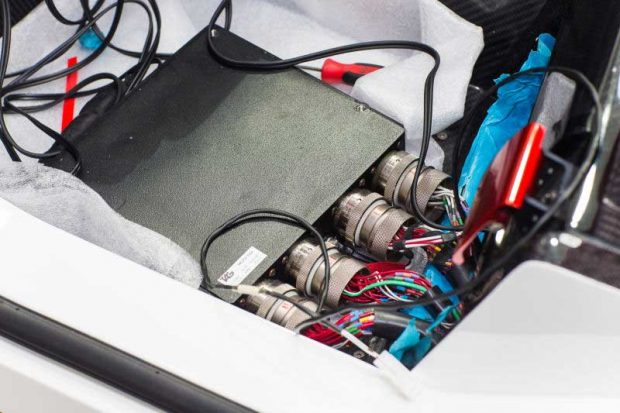 سایه شُوم لپ تاپ‌های 20 ساله بر سر سوپراسپرت F1 مک‌لارن